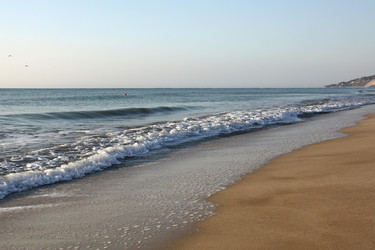 Similar image 12998649