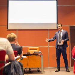 Similar image 13046509