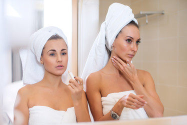 Similar image 13049986