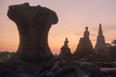 Similar image 13064135