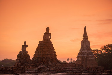 Similar image 13064186