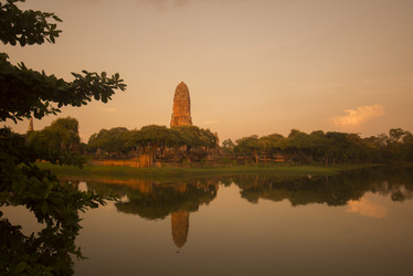 Similar image 13004718