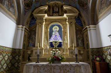 Similar image 13003106