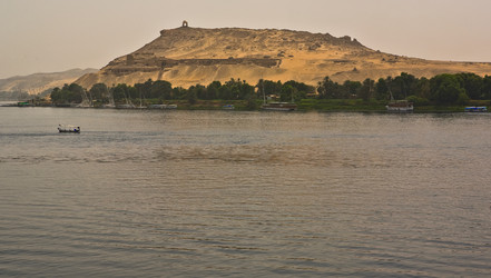 Similar image 13043596