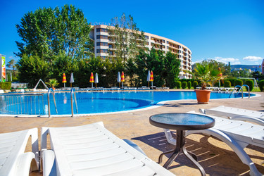 Similar image 13043099