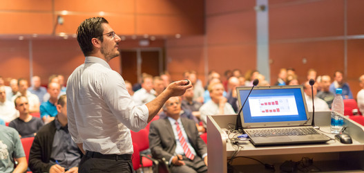 Similar image 13046433