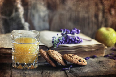 Similar image 13057324