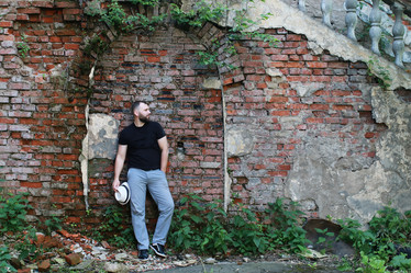 Similar image 13054936