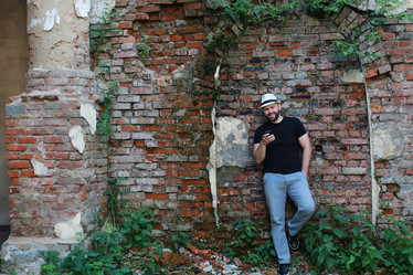 Similar image 13054956