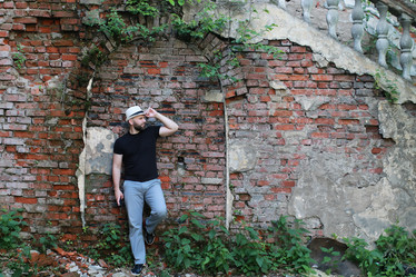 Similar image 13055176