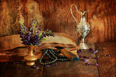 Similar image 13009779