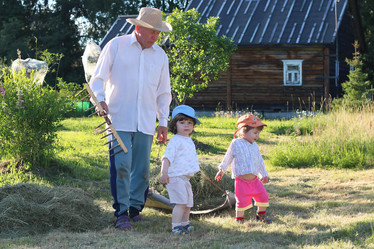 Similar image 13057012