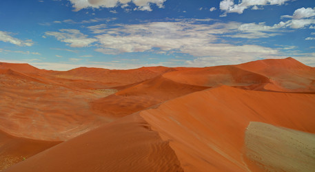 Similar image 13041919