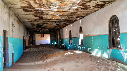 Similar image 13001411