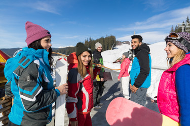 Similar image 13053964