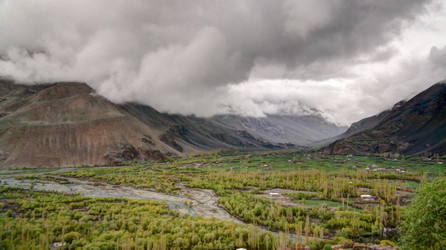 Similar image 13041937