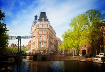 Similar image 13023553