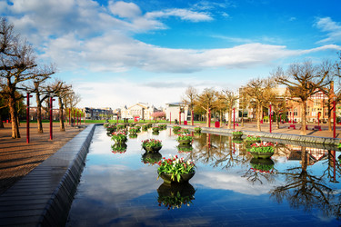 Similar image 13039155