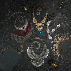 Similar image 13035699