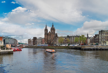 Similar image 13038996