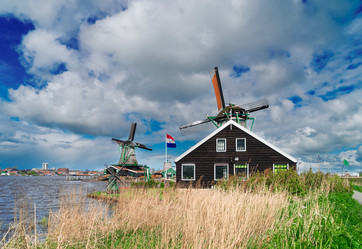 Similar image 13039157