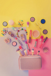 Similar image 13023518