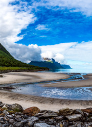 Similar image 13029956