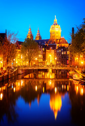 Similar image 13039216