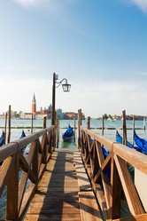 Similar image 13040131