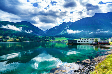 Similar image 13063597