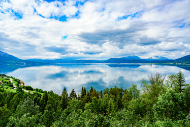 Similar image 13023038