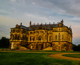 Similar image 13001373