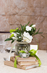 Similar image 13052353