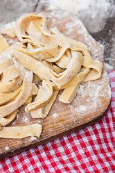 Similar image 13009885