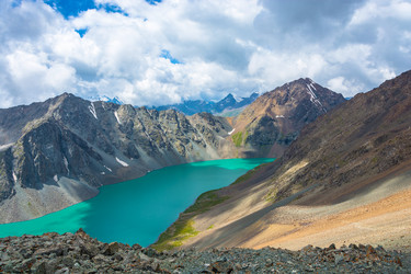 Similar image 13065361