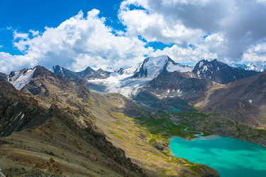 Similar image 13065363