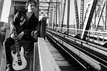 Similar image 13040393