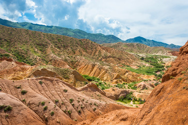 Similar image 13064532