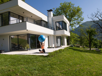 Similar image 13022799