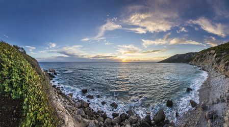 Similar image 13029543