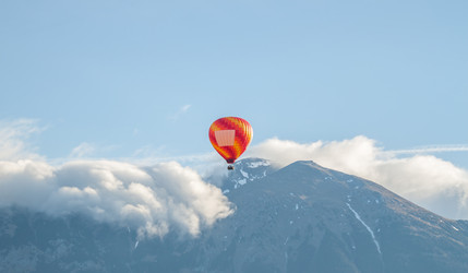 Similar image 13042090