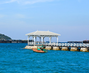 Similar image 13044571