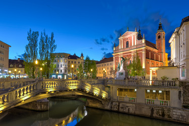 Similar image 13030345