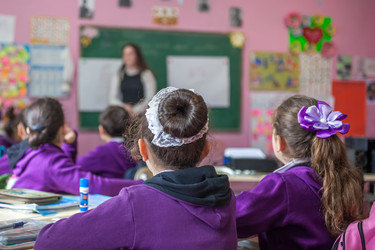 Similar image 13061993