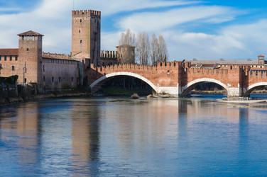 Similar image 13012872