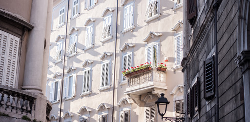 Similar image 13042123