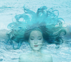 Similar image 13033800