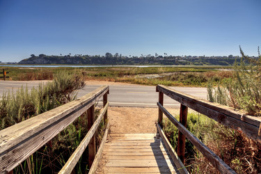 Similar image 13051618