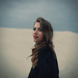 Similar image 13028358