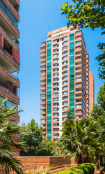 Similar image 13044951